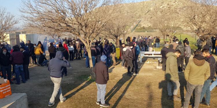 Aliağa gemi söküm işçileri bu sabah da iş başı yapmadı