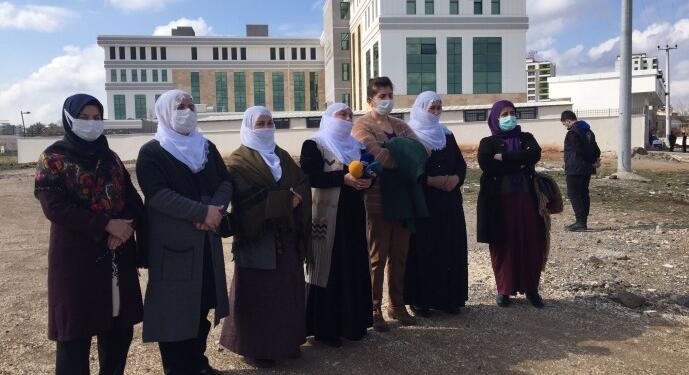 ATK önünde açıklama yapan tutuklu aileleri: Kanunları uygulayın