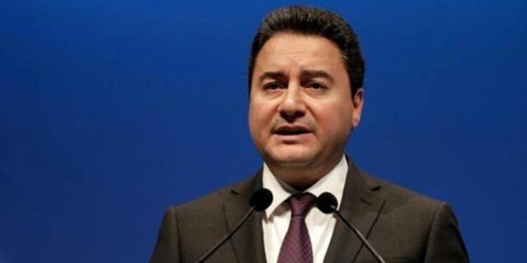 Babacan: Yanı başımızda büyük bir kriz var, Erdoğan Afrika’da geziyor