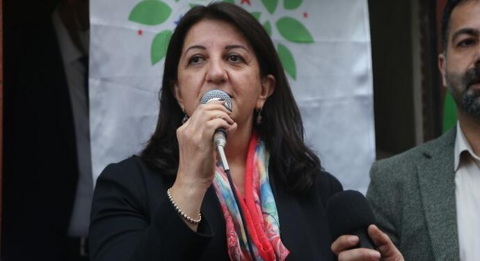 Buldan, saldırıya uğrayan HDP Yüreğir İlçe Örgütü’nü ziyaret etti