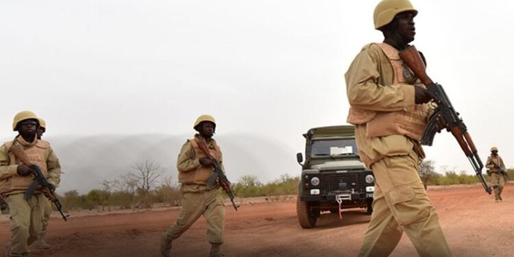 Burkina Faso: Fransız gücü 4 sivil öldürdü