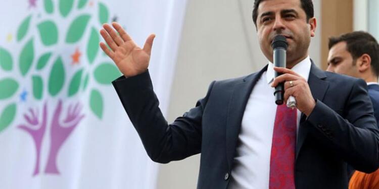 Demirtaş’tan mahkeme başkanına: Müştekiyi yönlendirerek ısrarla şikayetçi olması için uğraşıyorsunuz