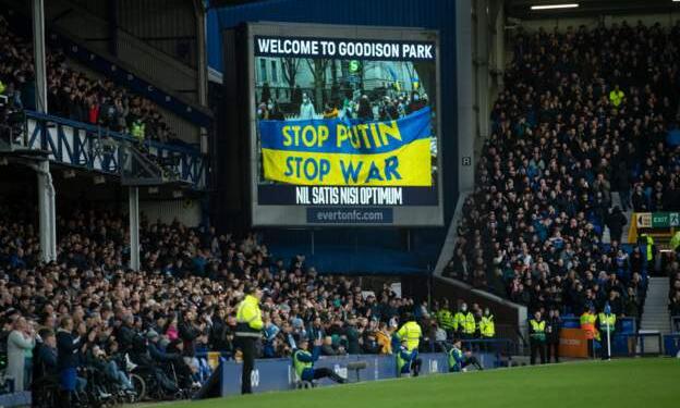 Savaş karşıtı protestolar hafta sonu sürdü