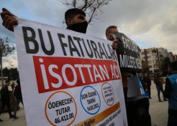 Urfa’da elektrik zammı protesto edildi