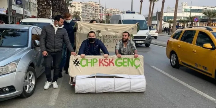 CHP’den akaryakıta gelen zamlara ‘Taş Devri’ temalı protesto