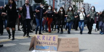 Mersin’de zamları protesto mitingi