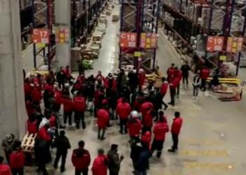 Migros Depo’da işçi eylemi 3’üncü gününde: Yönetimle görüşme bekleniyor