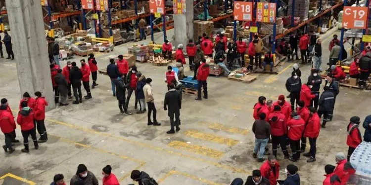 Migros Depo işçileri direnişlerinin 2’inci gününde