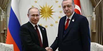 Erdoğan, Putin ile telefonda görüştü