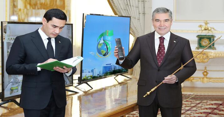 Cumhurbaşkanlığı babadan oğula geçiyor