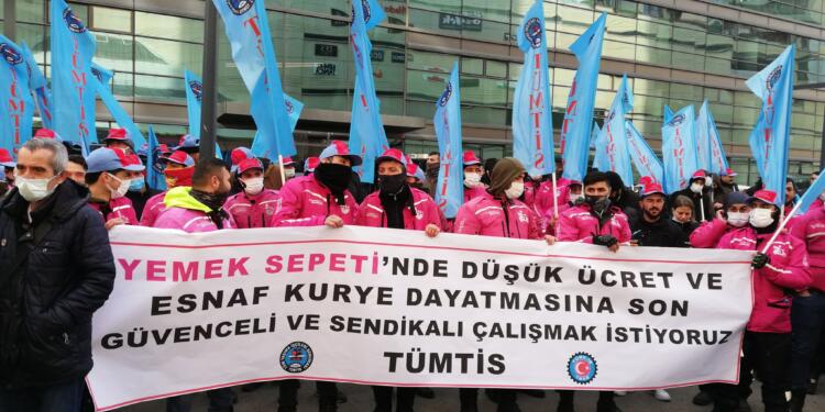 Yemeksepeti kuryeleri sefalet ücretine karşı direnişte kararlı