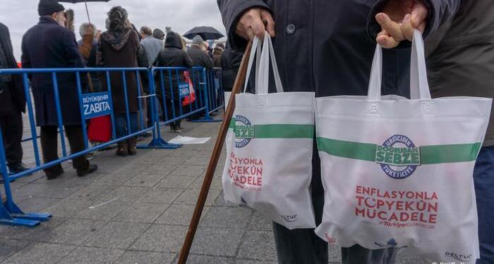 Araştırma: Halkın yüzde 84.8’i ekonomiyi ‘berbat’ buluyor