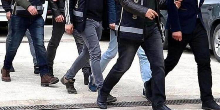 İzmir’de ev baskınları: Çok sayıda kişi gözaltına alındı