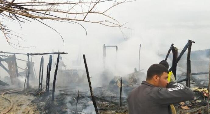 Adana’da tarım işçilerinin çadırında yangın çıktı