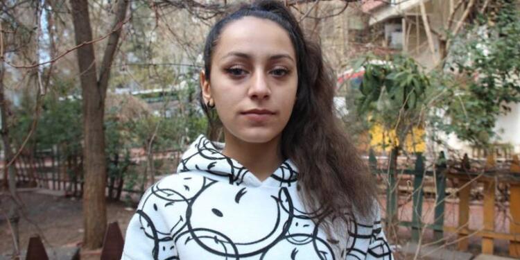 Polis yolunu kesip ajanlık dayatmasında bulundu