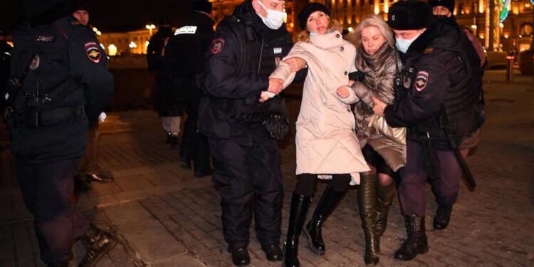 Rusya’da savaş karşıtı protestolar