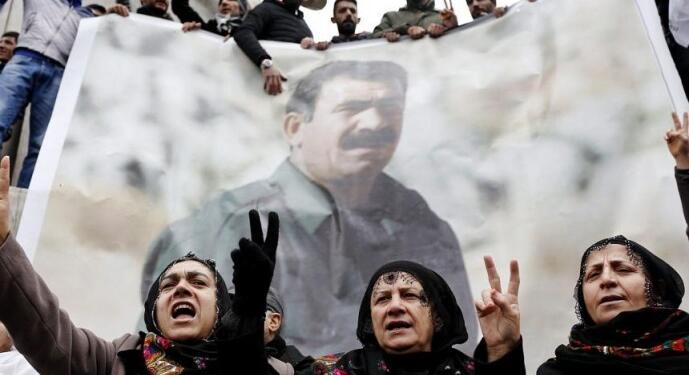 Özgür kadın devrimin ifadesidir