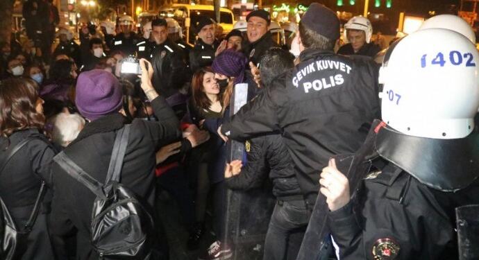 Antalya’da gözaltına alınan kadınlar serbest bırakıldı