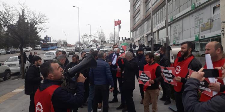 Enerji işçileri tekrar EnerjiSA’nın kapısının önünde: Gözaltılar var