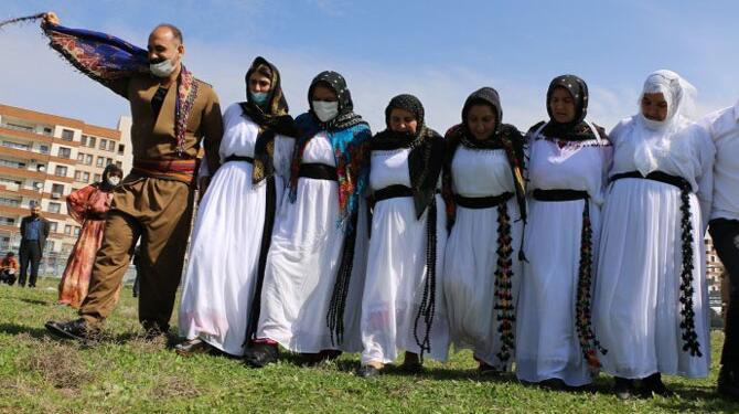 Birçok kentte Newroz kutlamalarına izin verildi