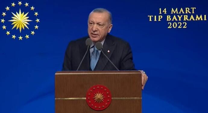 ‘Gidiyorlarsa gitsinler’ diyen Erdoğan, çark etti: Ülkenin hekimlere vefa borcu var