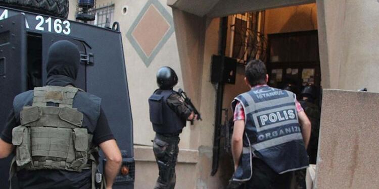 Ev baskınında polis şiddeti: Yurttaşın kafasını kırdılar