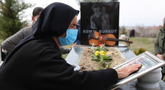 Diyarbakır Newroz’unda katledilen Kemal Kurkut’ın annesi: Newroz’a güle oynaya eğlenmeye gitti ama bırakmadılar, bu nasıl adalet?