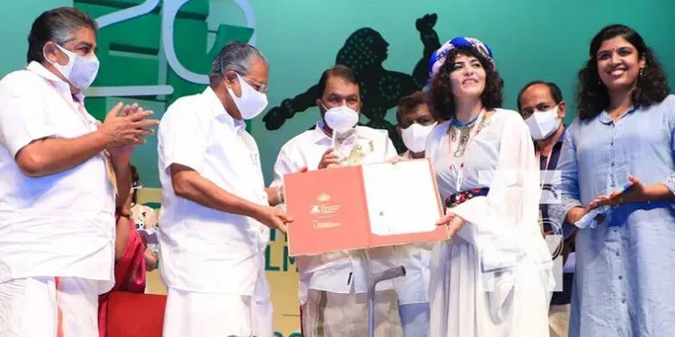 ‘Yılın Sinema Ruhu Ödülü’ Lisa Çalan’a verildi