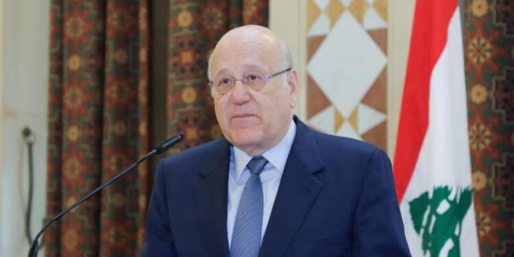 Lübnan’da başbakan bırakıyor