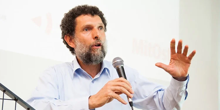 Gezi Davası: Bir hakim karşı çıksa da Osman Kavala tahliye edilmedi