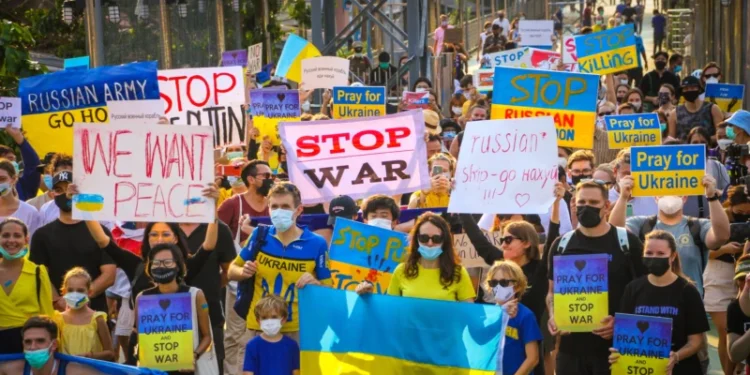 Rusya Sosyalistlerinden savaş koalisyonuna karşı ortak manifesto: Savaşı durdur, faturayı ödeyenler oligarklar ve bürokratlar değil yoksullar