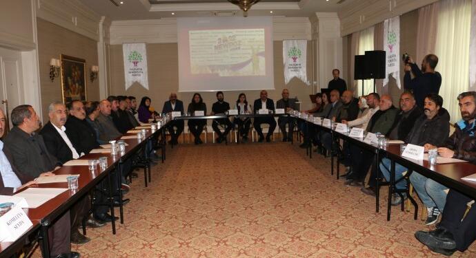 Van’da halka Newroz daveti