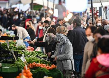 Fileler boş, halk isyanda