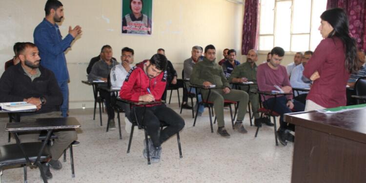 Ataerkil zihniyete karşı eğitim