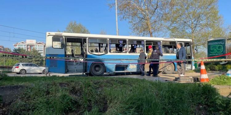 Bursa’da infaz koruma memurlarını taşıyan araca saldırı: 1 kişi hayatını kaybetti