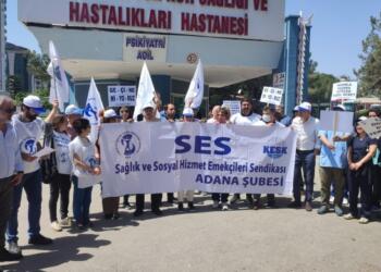 Sağlıkçılar Adana’dan seslendi: Sağlıkta Dönüşüm Programı çökmüştür