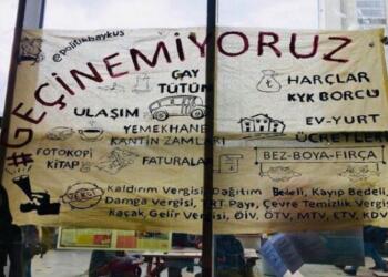 Enflasyona karşı direnen öğrenciler: Ders notları bile zamlandı