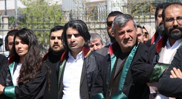 Av. Alphan’a şiddete tepki: Adliyede bile güvende değiliz