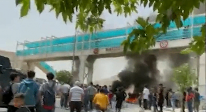 Urfa’da çöp protestosu