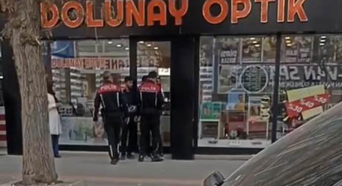 Kürtçe’ye tahammülsüzlük bitmiyor: Darp edip, ters kelepçeyle gözaltına aldılar