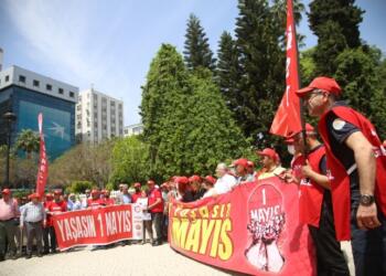 Adana’da sendikalar yurttaşları 1 Mayıs’a çağırdı