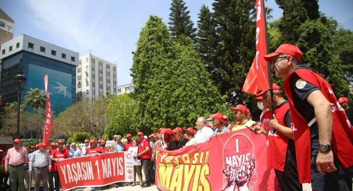 Adana’da sendikalar yurttaşları 1 Mayıs’a çağırdı