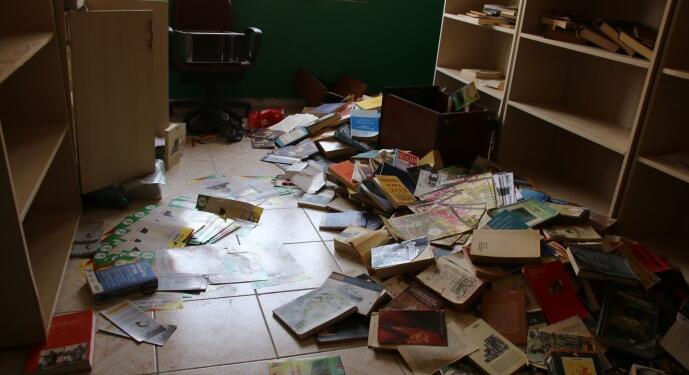 Cizre’de yapılan baskınlarda ulusal kıyafetlere el konuldu