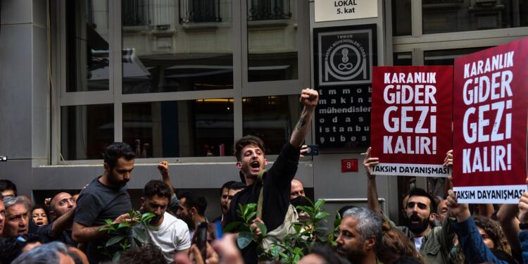 Gezi kararına karşı çok sayıda kent ayakta: Bu daha başlangıç, mücadeleye devam