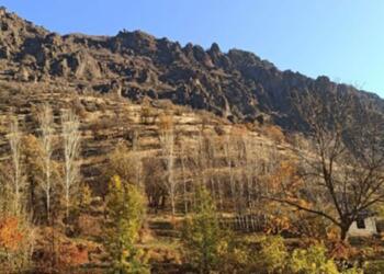 Hakkari’de 11 asker yaşamını yitirince, köylüler göçertildi