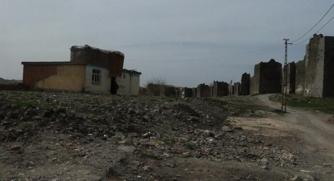 Ben û Sen’i çöle çevirdiler