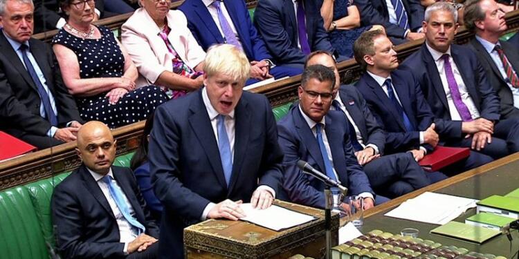 İngiltere’de vatandaşlıktan atmayı da içeren yasa kabul edildi