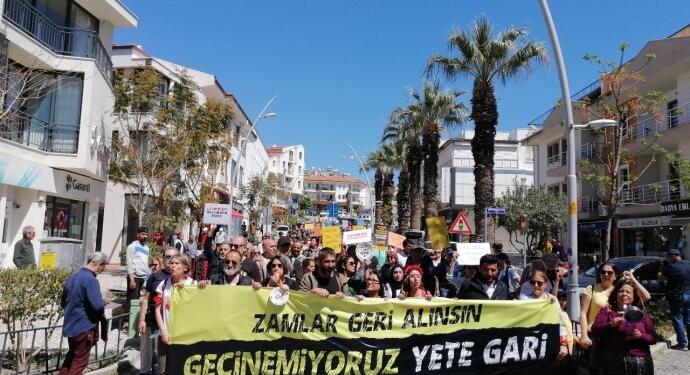 Datça’da ekonomik kriz protesto edildi: Yete gari!