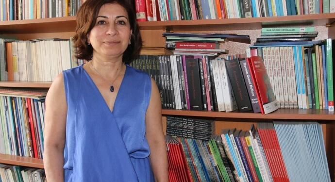 Tecrit doğrudan siyasetle bağlantılı