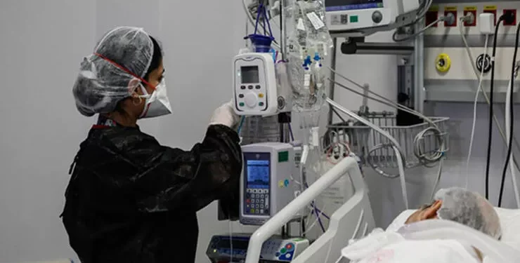 Koronavirüs: 17 kişi hayatını kaybetti, 3 bin 354 yeni vaka